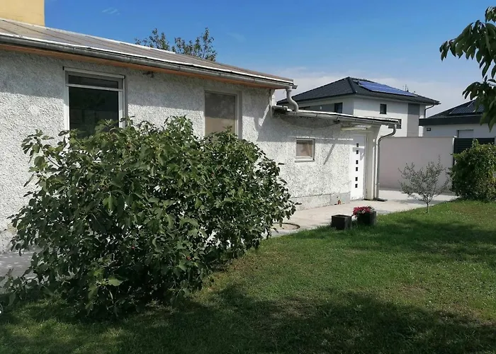 D&e Homestay Schwechat